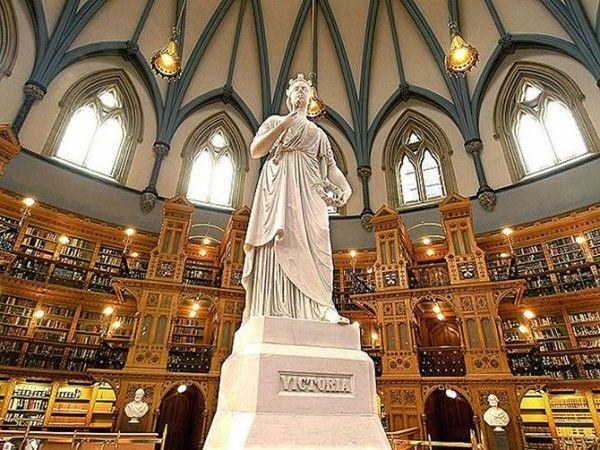 Library-of-Parliament-in-Ottawa-Canada-600x450