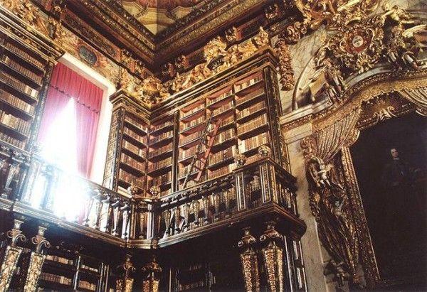 Library-of-the-University-of-Coimbra-in-Portugal-600x411
