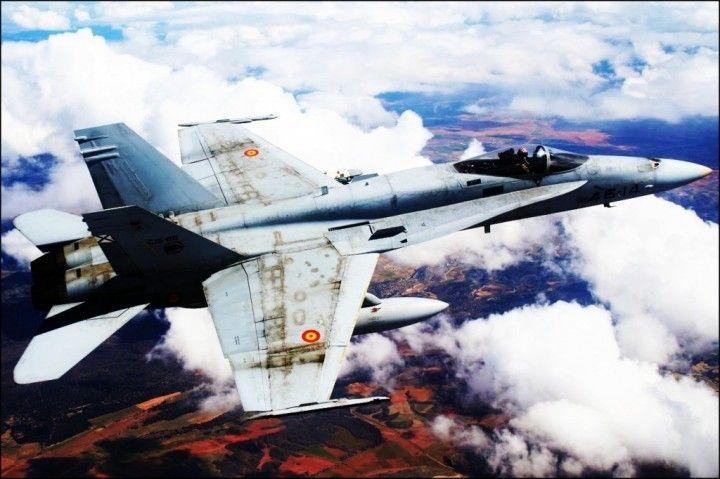 FA-18-Hornet-All-weather-Fighter2-1024x682