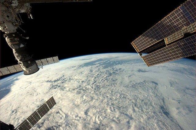 صورة التقطها أندريه من محطة الفضاء الدولية لروتيردام