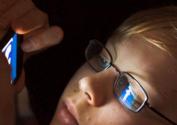 فيسبوك يسمح للأطفال أقل من 13 عاماً باستخدامه دون كتابة أعمار مزيفة