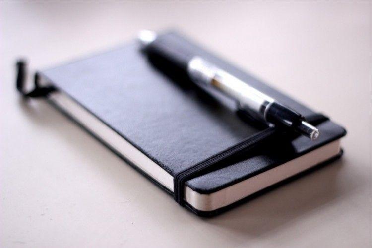 notebook-and-pen-1024x682
