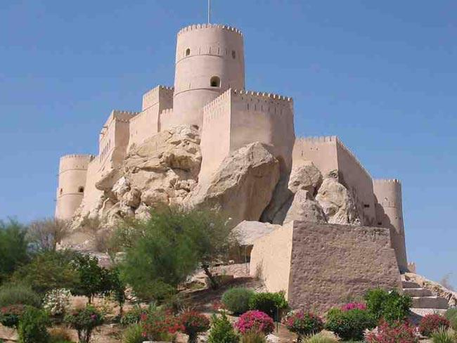 20 مكان يجب عليك زيارتها في عمان