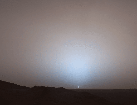 غروب الشمس من على سطح الكوكب التقط بالمركبة مارتينر عام 1976