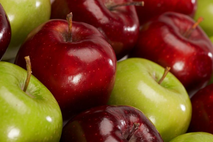 التفاح 9 مواد غذائية تمنح جسدك الكثير من الطاقة و النشاط