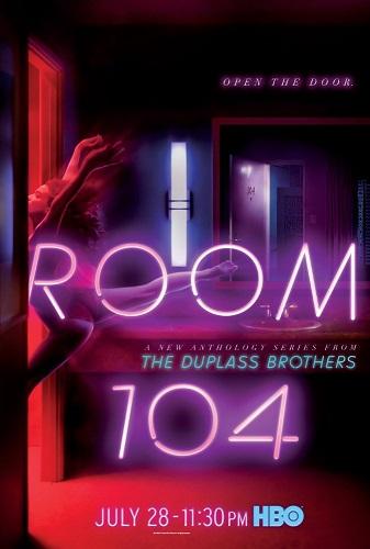 Room 104 بوستر