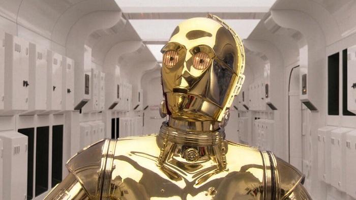 صورة سي-ثري پي أو C-3PO