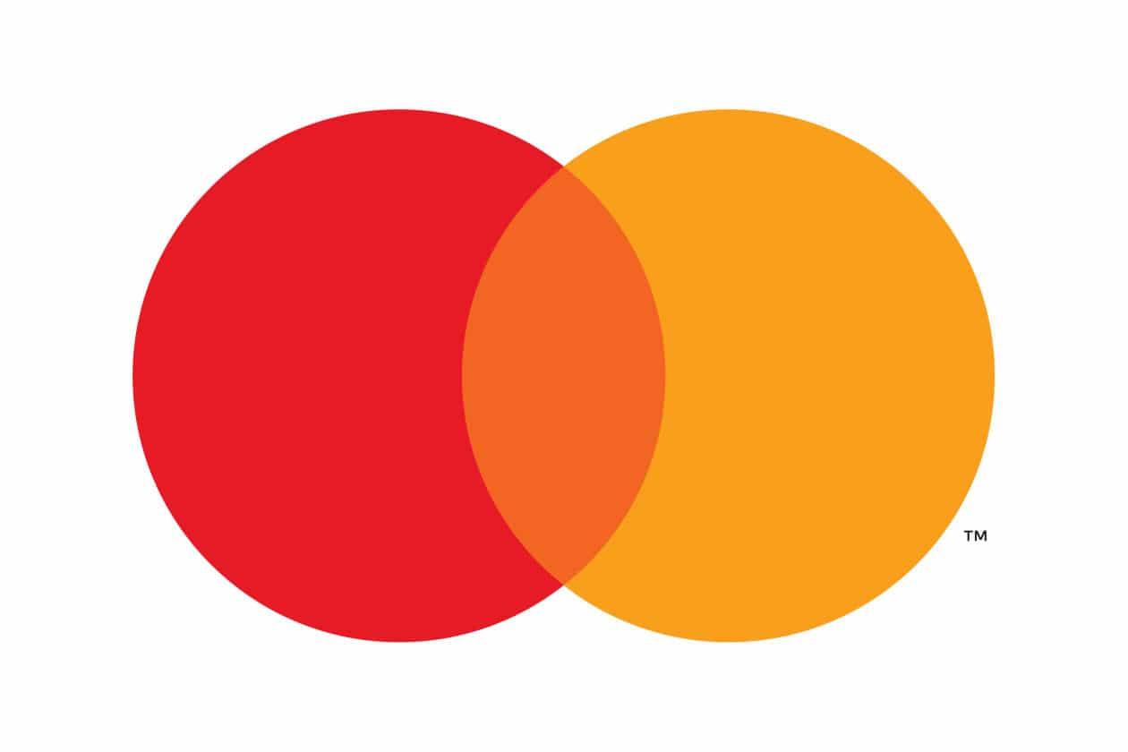 بعد مرور أكثر من 50 عامًا، قامت MasterCard بإزالة اسمها -كلمة ماستركارد- من شعارها التاريخي 