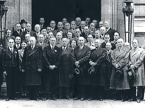 اول اجتماع في عام 1946 لمنظمة الآيزو