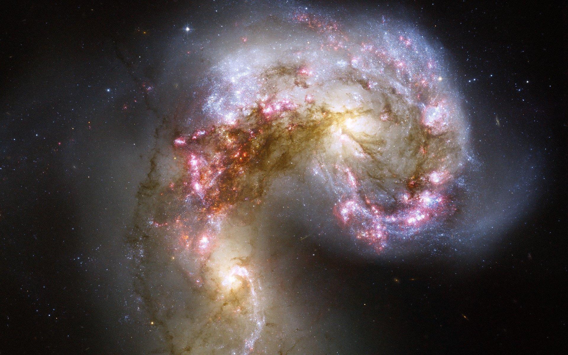 الكائنات الفضائية - مجرة