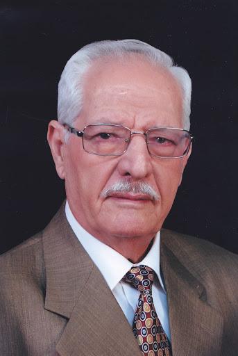 الدكتور عبد الله الدنان