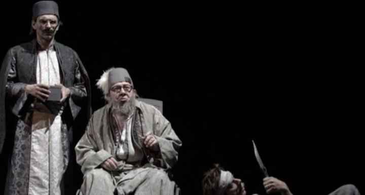 مسرحية طقوس الإشارات والتحولات على خشبات مسارح المسرح العربي