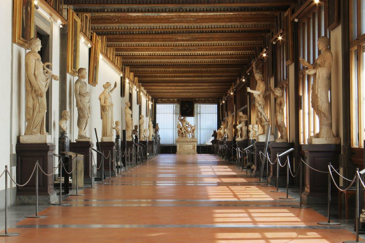 معرض أوفيزي (Galleria degli Uffizi)