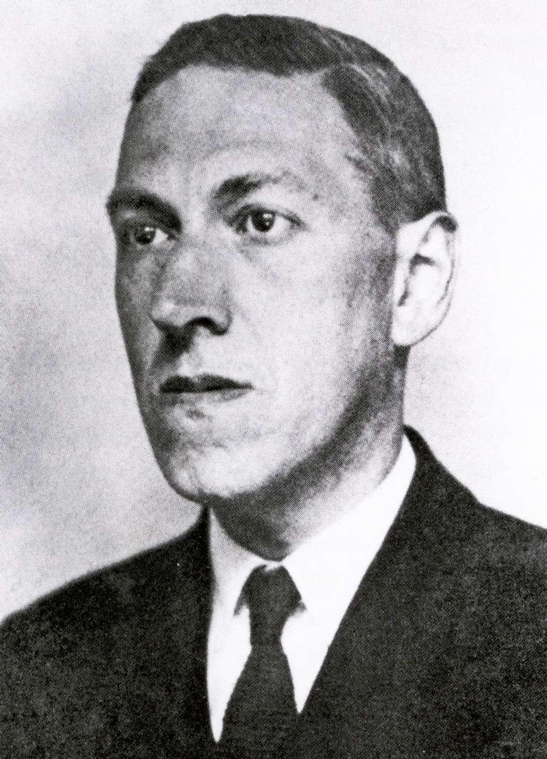 Howard Phillips Lovecraft - هوارد فيليبس لافكرافت