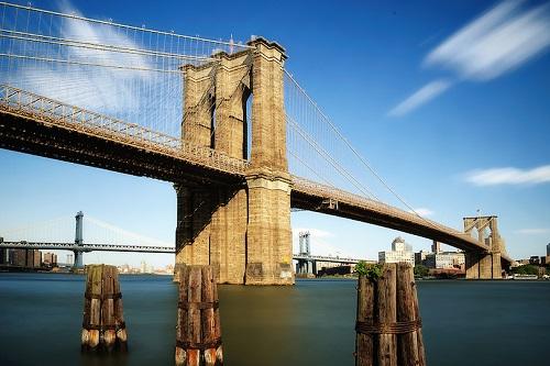 جسر بروكلين (Brooklyn bridge