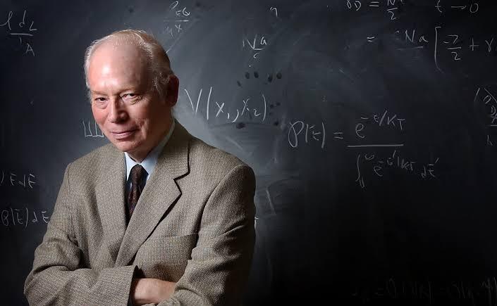 Steven Weinberg - عالم الفيزياء النظرية ستيفن وينبرج