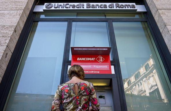فتح حساب بنكي في إيطاليا عن طريق الذهاب الذهاب بنفسك
