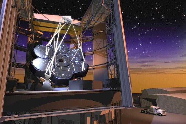 منظر لتركيب التلسكوب العام من مرايا على شكل وحدة " خلية "سُداسية
