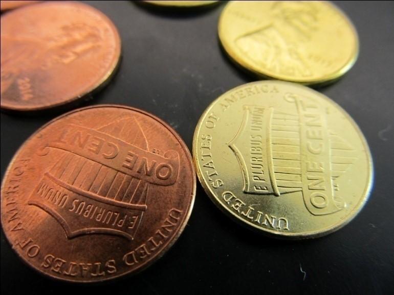 ألوان مختلفة للقطع النقدية " بنس" - تجارب تجعل العلم شيئًا مسليًا