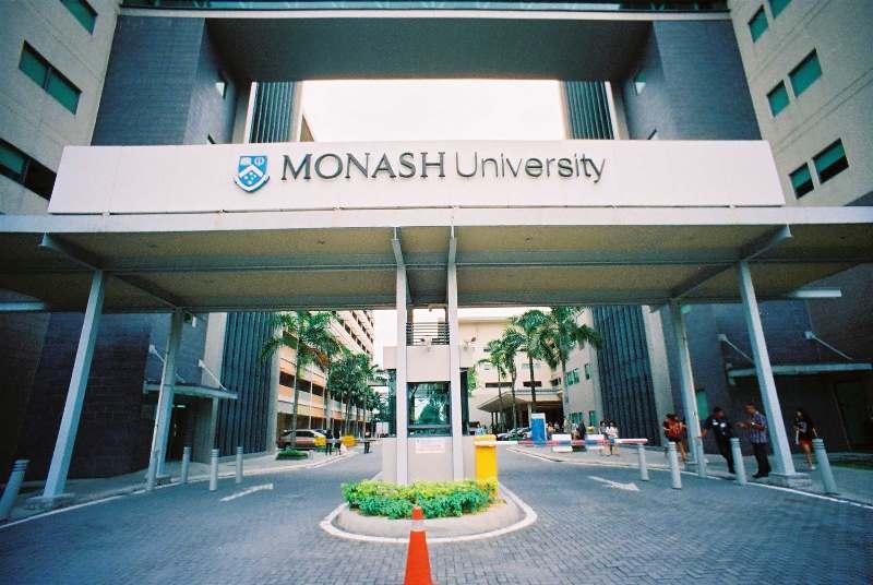 افضل جامعات ادارة الاعمال في استراليا - موناش