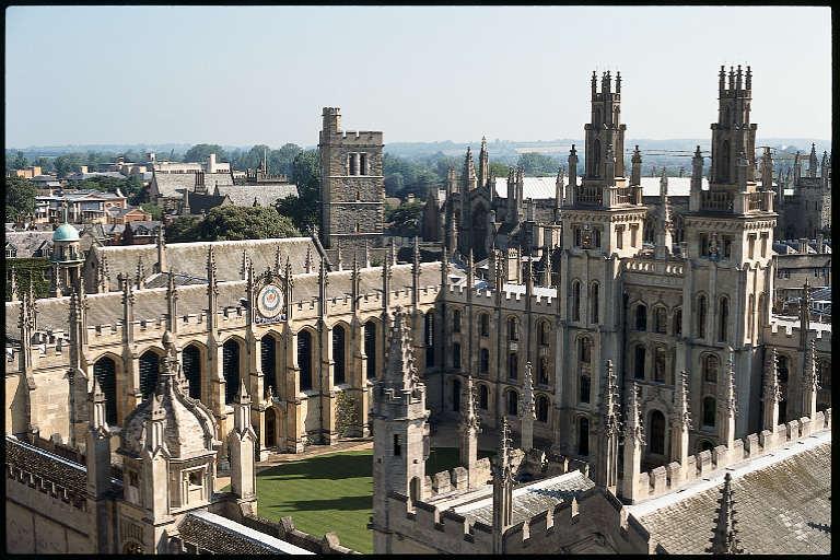 جامعة أوكسفورد : اقدم الجامعات