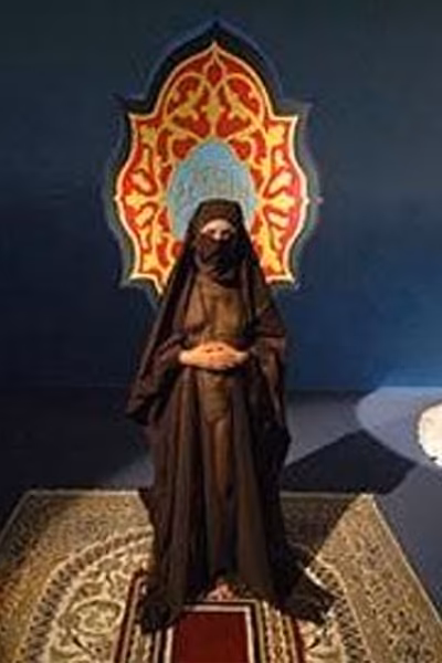 Submission-2004-film-images-dcdc2101-f616-4a99-96e4-77b45fcad5d