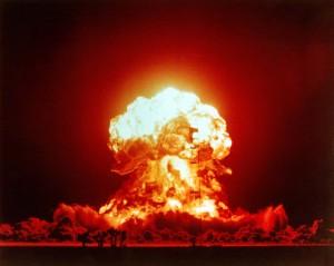 atomicBomb-300x239 - الانفجارات العشرة الاقوى