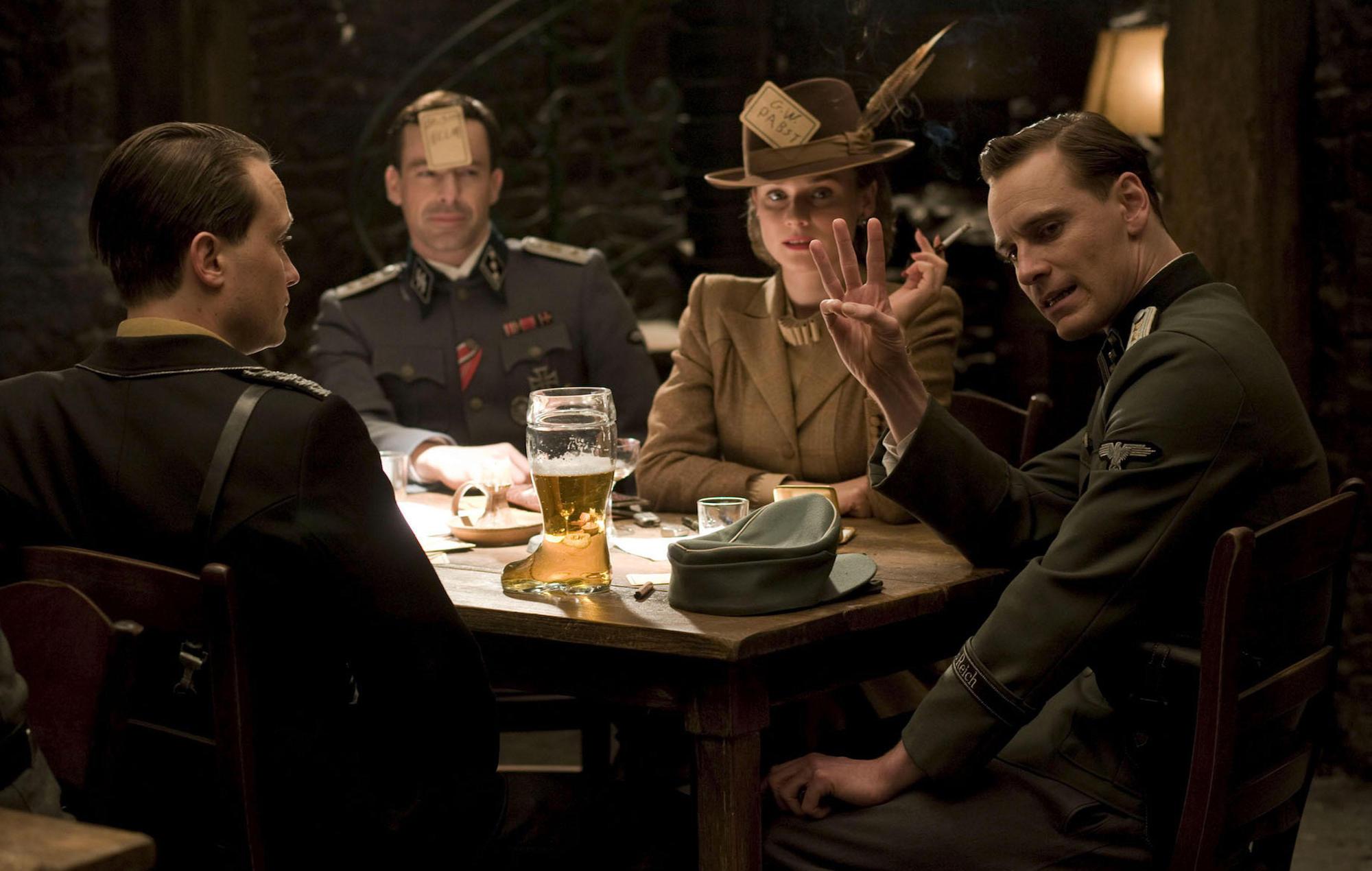 Quentin Tarantino fired an 'Inglourious Basterds' extra for not ...