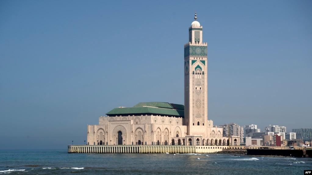 ‫مسجد الحسن الثاني – الدار البيضاء‬‎