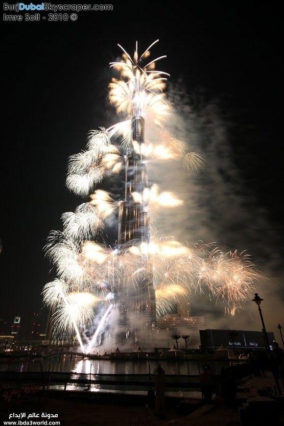 ألعاب نارية في افتتاح برج خليفة