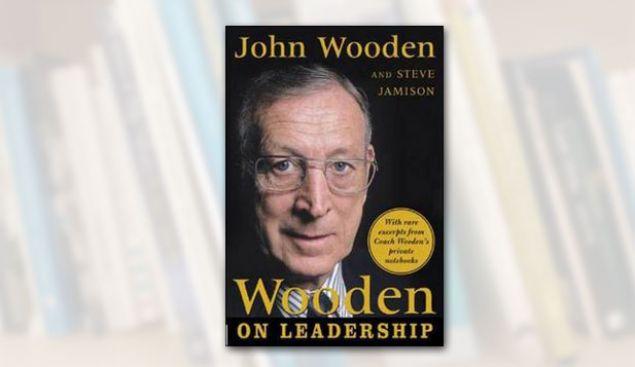 wooden-on-leadership_كتب ريادية مُلهمة.. تبث الروح القيادية والإيجابية بداخلك