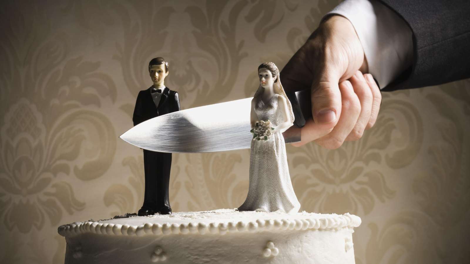 الطلاق وتأثيره على الأبناء - انفصال الوالدين