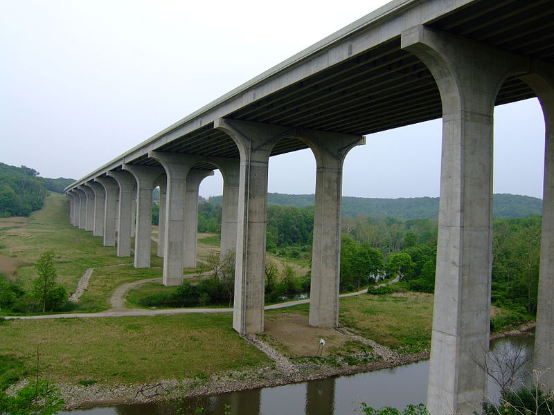 الجسور الجائزية (Beam Bridges) أو الجسور ذات الكمرات