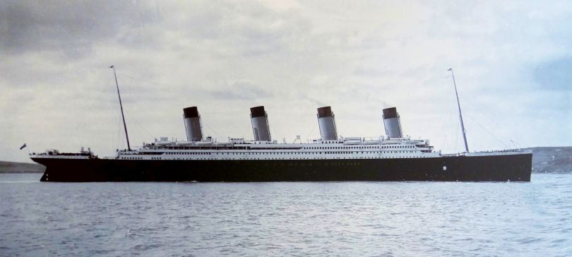 Titanic-Cobh-Harbour-1912-810x364.jpg